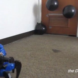 Esta araña robot con cañon láser nos acerca un paso más al apocalipsis