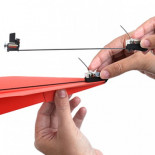 Cómo convertir un avioncito de papel en un avión de combate teledirigido