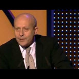 TVE censura los abucheos al ministro Wert en los Premios Forqué