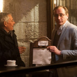 Floriano y Alonso, escracheados mientras tomaban una copa en Valladolid