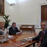 Denuncian que la AVT manipula sus elecciones y maneja un contabilidad B