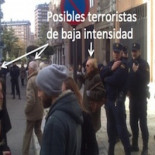 No molestes a los del PP mientras comen en un restaurante de lujo o la policía te machacará