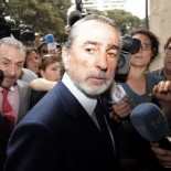 Gürtel ocultaba en cinco cajas de seguridad 8 M. de euros en billetes grandes para sobornar políticos