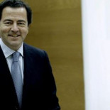 Madrid vendió pisos públicos por 63.000 euros a empresas que ahora exigen a sus inquilinos 160.000