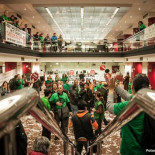 Las mociones de la PAH para multar los pisos vacíos inquietan a la banca