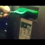 Echando un vistazo a un cajero automático manipulado