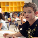 Fabra suprime unidades en valenciano a 136 escuelas y cierra 5 escuelas (Cat)