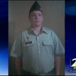 Una oficial de policía dispara mortalmente a un joven que le abrió la puerta con un mando de Wii en la mano