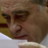 El ministro Fernández Díaz busca 'amparo divino': concede una medalla al mérito policial a una Virgen