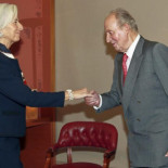 Bilbao al rey, a Rajoy y al FMI: "No sois bienvenidos"