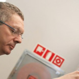 El suicidio de Gallardón: los errores del titular de Justicia le dejan sin salvavidas en el PP y en el Gobierno