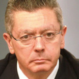 Gallardón vuelve a faltar a la verdad: sí ha concedido indultos a políticos condenados por corrupción