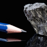 Descubren un método sencillo para convertir grafito en diamante