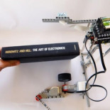 Digitaliza tus propios libros de forma automática usando Lego y Raspberry Pi