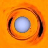 Observan por primera vez una enana blanca actuando como autolente gravitatoria (ING)