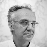 Julio Alonso: "Se producen transferencias de renta hacia lobbies que consiguen que el Gobierno legisle en su favor"