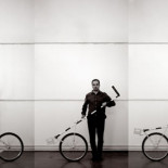 Baja tecnología + reciclaje = luz nocturna en Mali