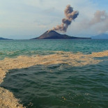 Así evoluciona una gigantesca isla de roca flotante