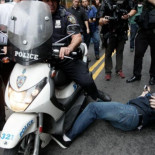 A la policía de Nueva York le sale el tiro por la culata [ENG]