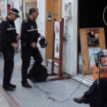 El manotazo tonto de la ley