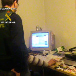 Yo enaltezco, tú enalteces, él enaltece