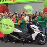 Un señor de 60 años interrumpe en un mitín del PP al grito de "culpables"
