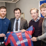 El Eibar, sin deuda, busca 1,7 millones para no bajar a Segunda B