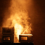 ¿Es cierto que explota el microondas si metes un tenedor? Ciencia para aplacar la ira de tu madre