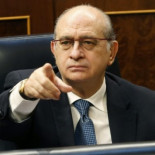 Interior desobecede a la Audiencia Nacional y aún no entrega el expediente de la medalla a la Virgen