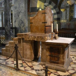 El Trono de piedra de Carlomagno