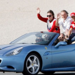 La rebelión de los funcionarios honrados pone freno a la corrupción de los políticos