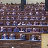 Aprobada la abdicación del rey por 299 votos a favor, 19 en contra y 23 abstenciones