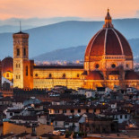 El encanto nocturno de Florencia [Galería]