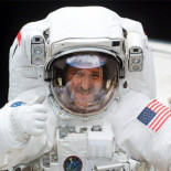 NASA: "La humanidad tendrá que conquistar otros planetas para sobrevivir"