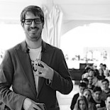 La historia detrás de YO. La App más estúpida ya está en el top 5 del ránking de descargas