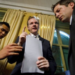 Podrían absolver a Julian Assange por delitos sexuales gracias a unos mensajes de texto