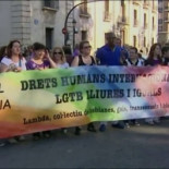 Arrastran a una transexual por el asfalto durante 20 metros en Valencia