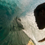 Cinco tubos en una sola ola