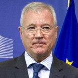 El vicepresidente español del Parlamento Europeo, investigado por una reclasificación de terrenos protegidos