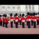 La guardia de la reina tocando el tema de Juego de tronos