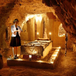 Esperanza Aguirre se queda sin tiempo para encontrar un cuerpo joven al que traspasar su alma inmortal