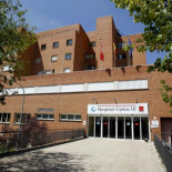 Los médicos critican el traslado del cura con ébola: "Es una decisión política y no sanitaria"