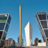 El Ayuntamiento tasa como chatarra un obelisco pagado a precio de oro