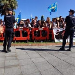 Multitudinaria manifestación en Gijón contra las corridas de toros