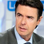 La última medida energética de Soria abre la puerta a una posible ilegalización del PP