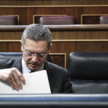 Gallardón se siente desautorizado por Moncloa y baraja saltar del Gobierno