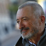 Pérez-Reverte propone una campaña turística tras el Toro de la Vega: "No pares en Tordesillas"