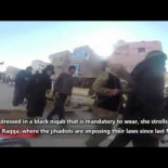 Mujer siria graba en secreto la vida en Raqqa bajo el Estado Islámico (EN)