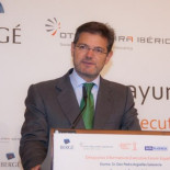 Catalá, acusado falsamente de conseguir el indulto de su 'supuesto' hermano Rufo Gabriel Catalá