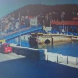 Salta con el coche por un puente elevado [eng]